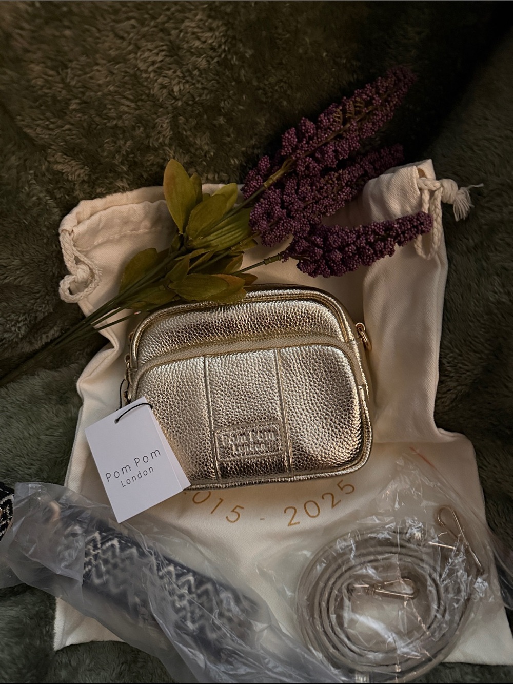 Metallic Gold 🌿POM POM LONDON 🌿Crossbody Bag 7x6 - Great for upcoming Holidays!